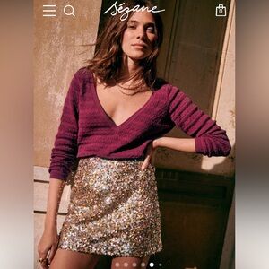 Women's V-Neck Sweater - Purple